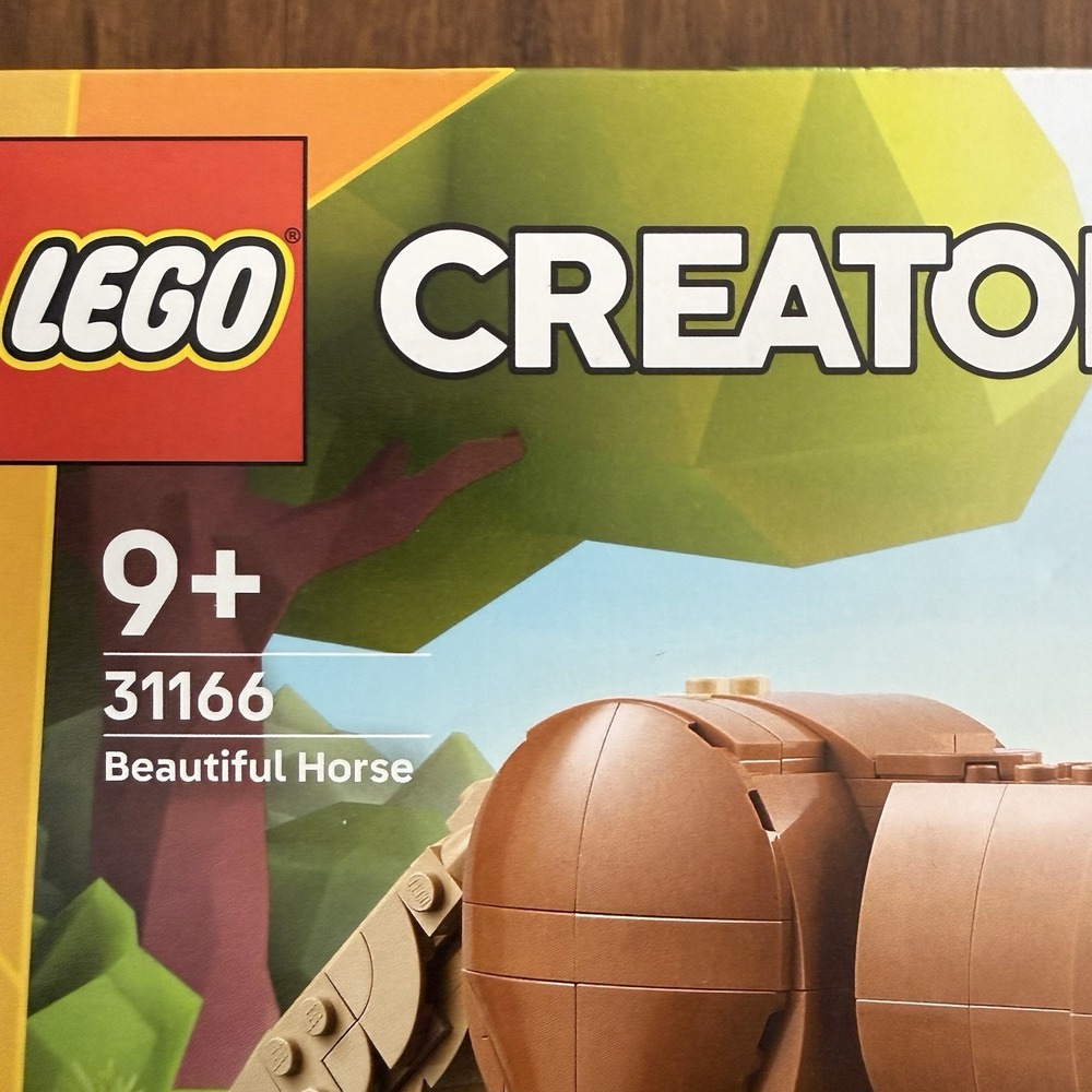 LEGO 31166 Creator 3 in 1 Beautiful Horse Bear Deer 685 Pieces New Animals Woods - Picture 3 of 11